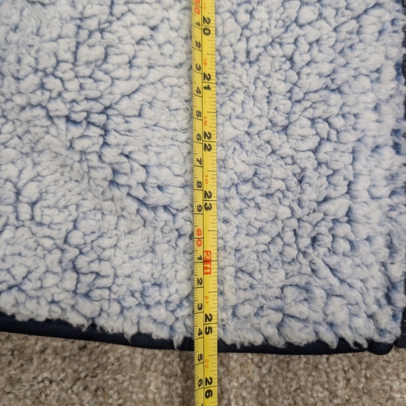 Beautiful Sherpa vest - Picture 11 of 12